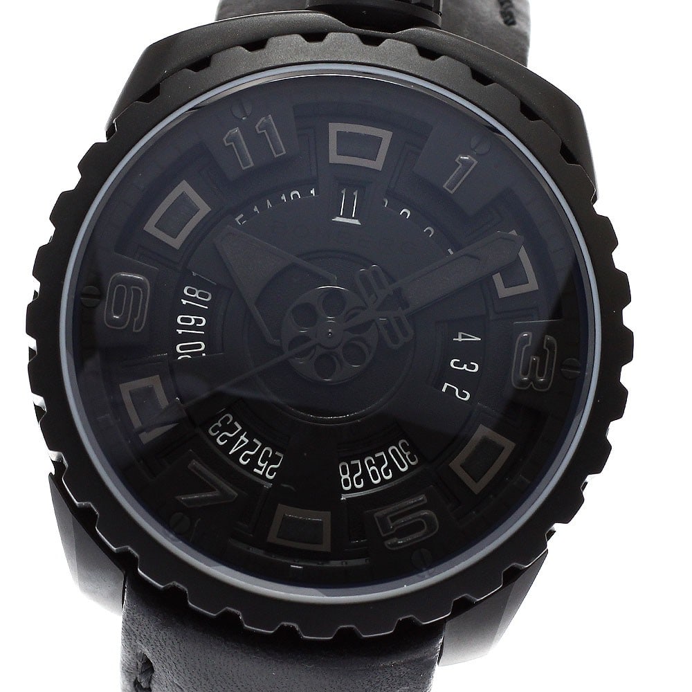 BOMBERG BOLT-68 Men's Automatic Date Watch Black Matte BS45APBA.045-5.3: BOMBERG BOLT-68 Men's Automatic Date Watch Black Matte BS45APBA.045-5.3 BOMBERG BOLT-68 Black Matte Date Automatic men's wristwatch, made in Switzerland. It features a black dial, stainless steel case