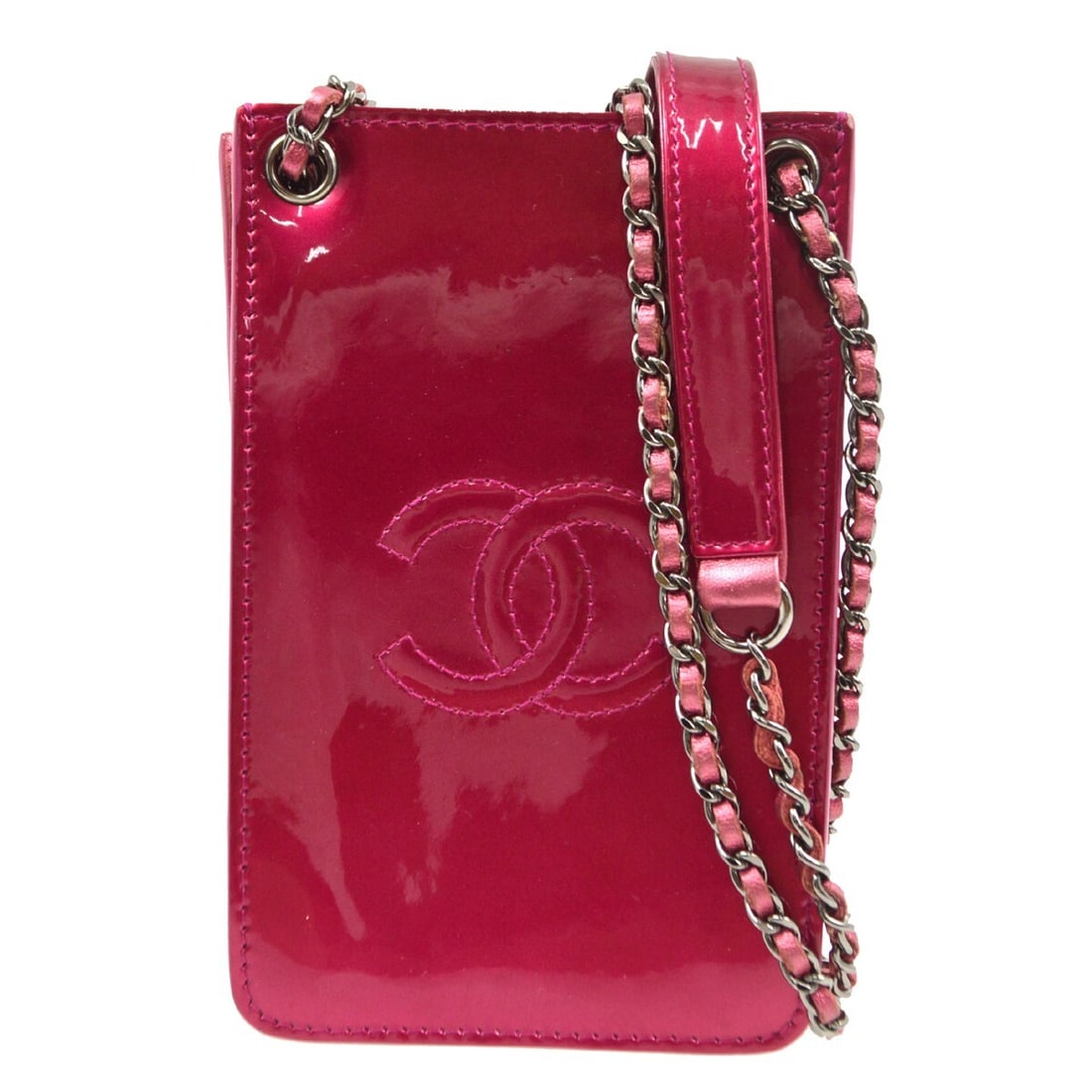 Chanel Chain Bag Small Pink Patent Leather Shoulder Pochette: Chanel Chain Bag Small Pink Patent Leather Shoulder Pochette Compact Chanel shoulder bag in pink patent leather with a chain strap and magnetic closure. This small pochette-style bag features a black 