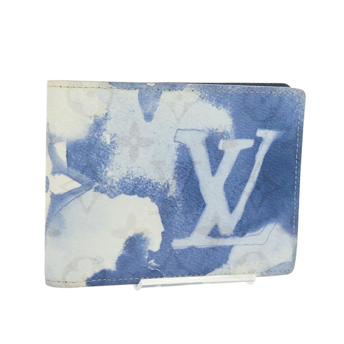 Louis Vuitton M80458 Blue Monogram Canvas Wallet with Dust Bag Box: Louis Vuitton M80458 Blue Monogram Canvas Wallet with Dust Bag Box A Louis Vuitton Watercolor Portefeuille Multi Ple wallet in blue monogram canvas. This wallet is made in France and comes with a dust
