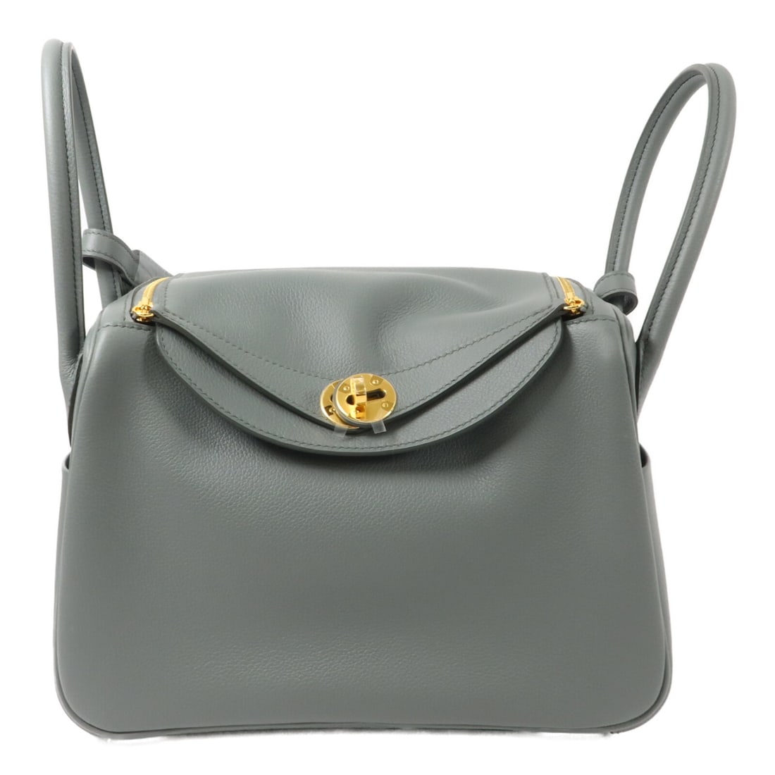 Hermes Lindy 26 Evercolor Calfskin 2 Way Shoulder Bag Vert Amanda: Hermes Lindy 26 Evercolor Calfskin 2 Way Shoulder Bag Vert Amanda A HERMES Lindy 26 2 Way Shoulder Bag in Evercolor leather and calfskin (cowhide), presented in Vert Amande with gray and Vert Amande a