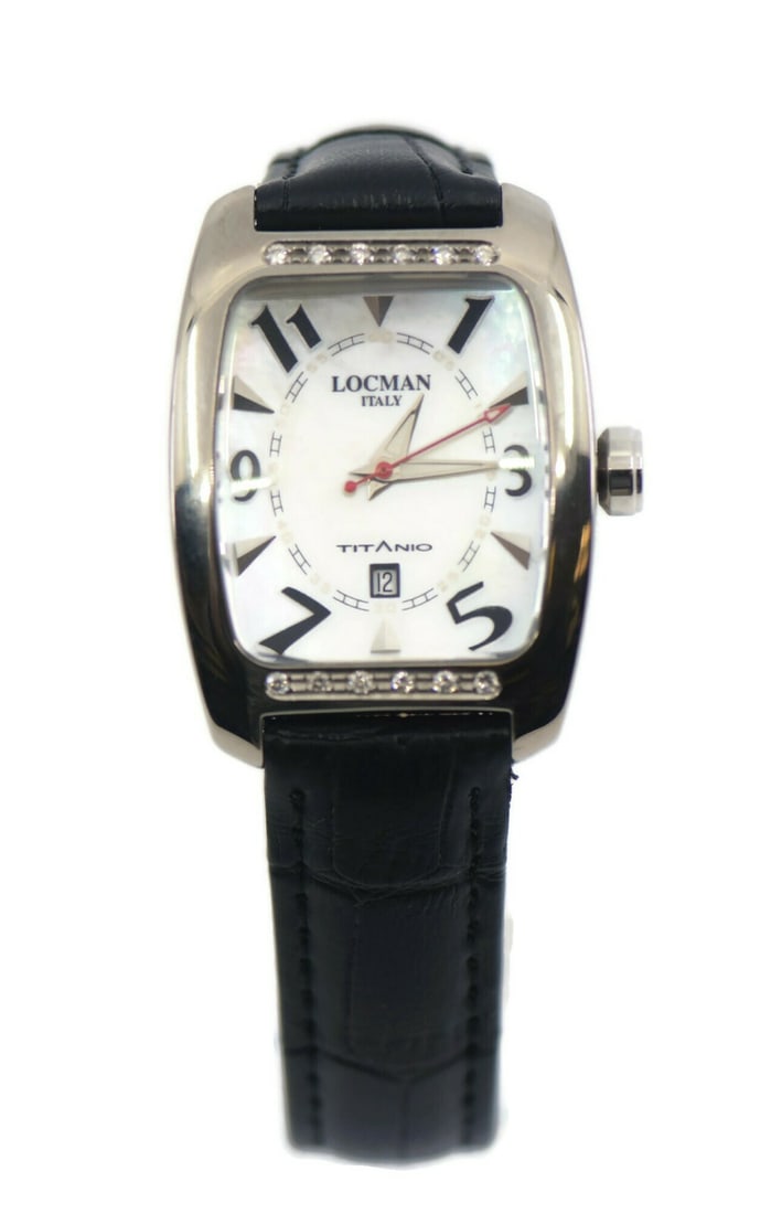 Locman Diamond Bezel Titanium Watch 28mm Ref 483 Authentic: Locman Diamond Bezel Titanium Watch 28mm Ref 483 Authentic This Locman Diamond Titanium Watch (Model 483) is a stunning wristwatch that combines elegance with durability. Crafted with a titanium case 