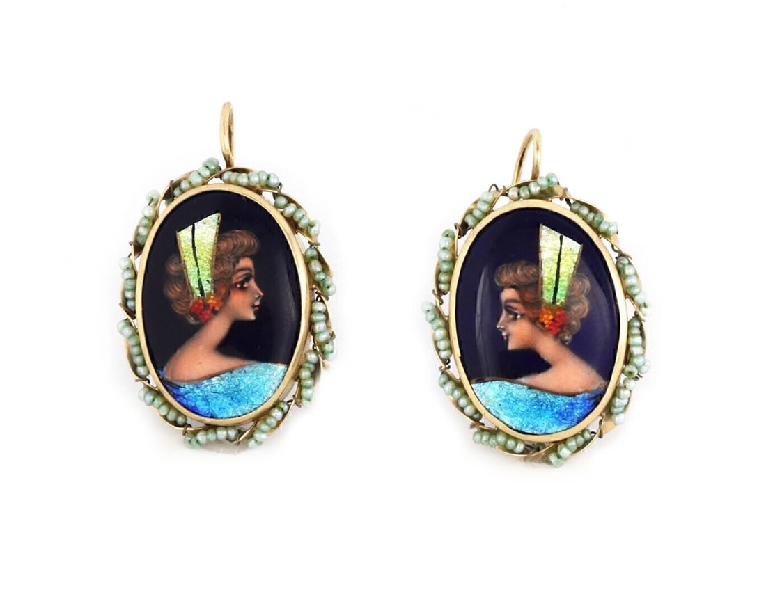 Vintage 14k Yellow Gold Cameo Dangle Earrings with Pearls Hand Painted Enamel: Vintage 14k Yellow Gold Cameo Dangle Earrings with Pearls Hand Painted Enamel A vintage/estate hand-painted enamel cameo earring crafted in 14k yellow gold and accented with pearls. The design feature
