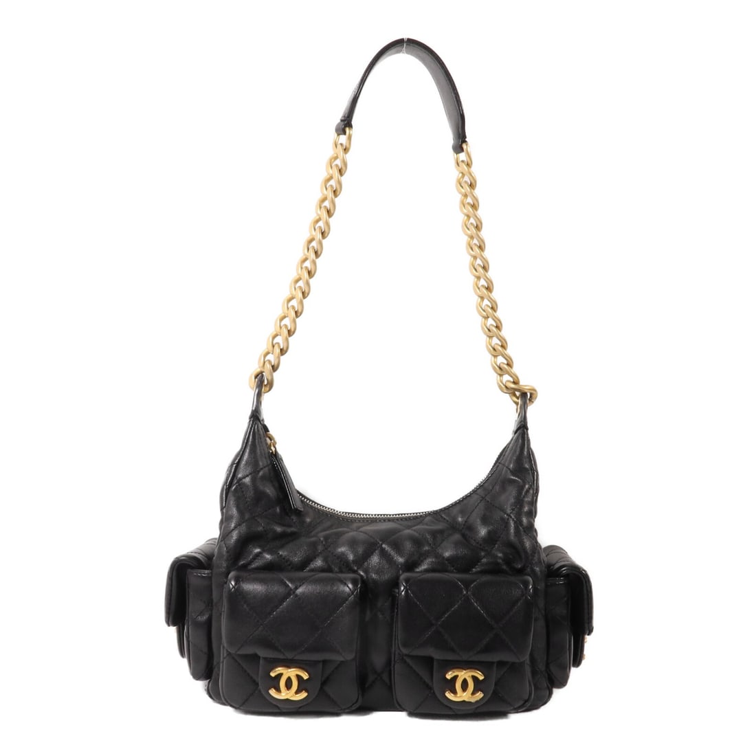CHANEL AS5339 25C black lambskin hobo shoulder bag with chain: CHANEL AS5339 25C black lambskin hobo shoulder bag with chain CHANEL CC GHW 25C Hobo Bag Chain Shoulder Bag in black lambskin leather. This model AS5339 features a chain shoulder strap, multiple exter
