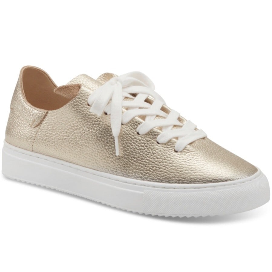 Charter Club Padmaa Gold Leather Lace-Up Sneakers 6.5M: Charter Club Padmaa Gold Leather Lace-Up Sneakers 6.5M Introducing the Charter Club Padmaa Lace-Up Low Top Sneakers in a stunning gold finish. These stylish sneakers feature a classic low-top profile 