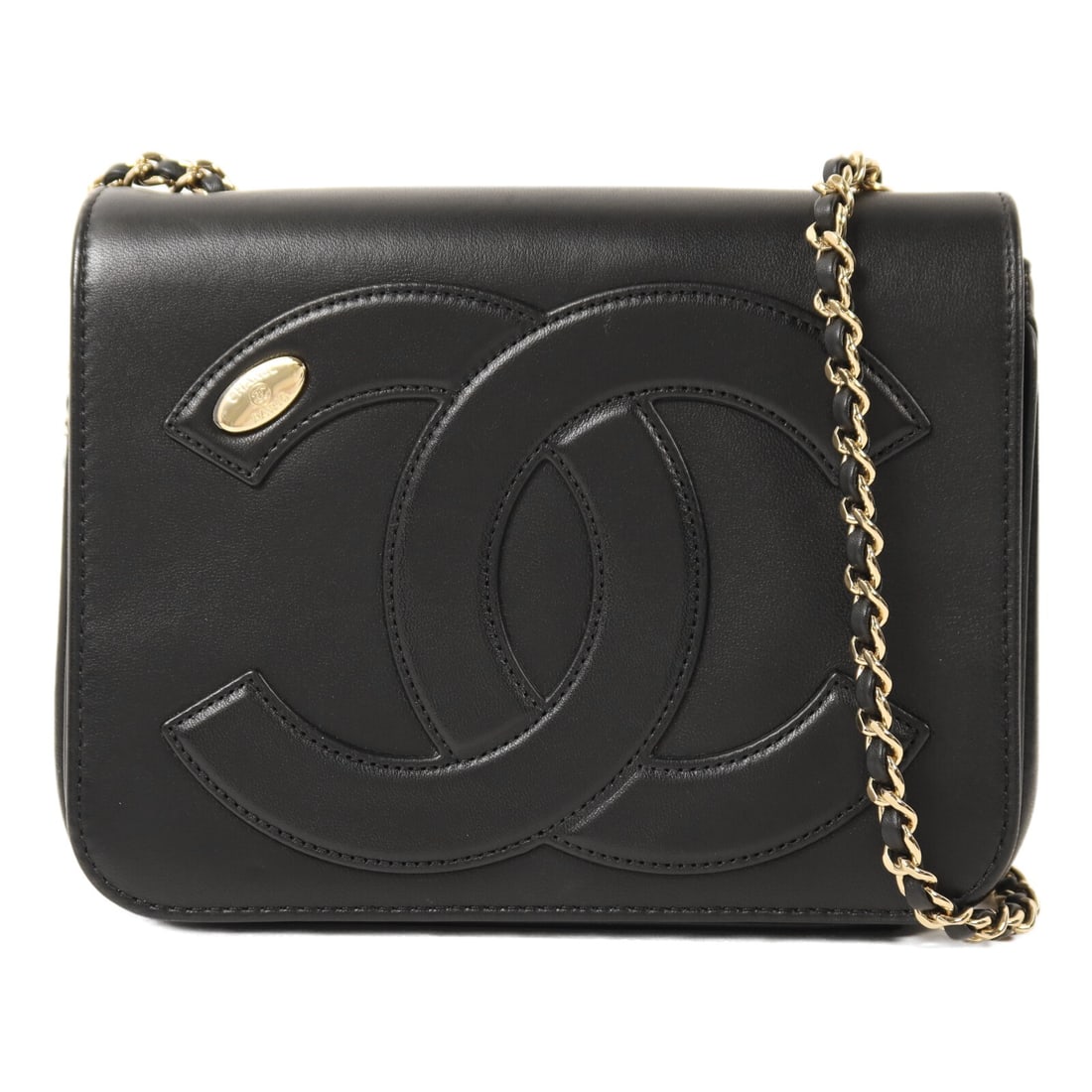 CHANEL AS0321 CC Lambskin Shoulder Bag Black Gold Tone Hardware: CHANEL AS0321 CC Lambskin Shoulder Bag Black Gold Tone Hardware A CHANEL shoulder bag crafted in black lambskin (sheep leather) with a black frame color and CC GHW chain detail. It features a magnetic