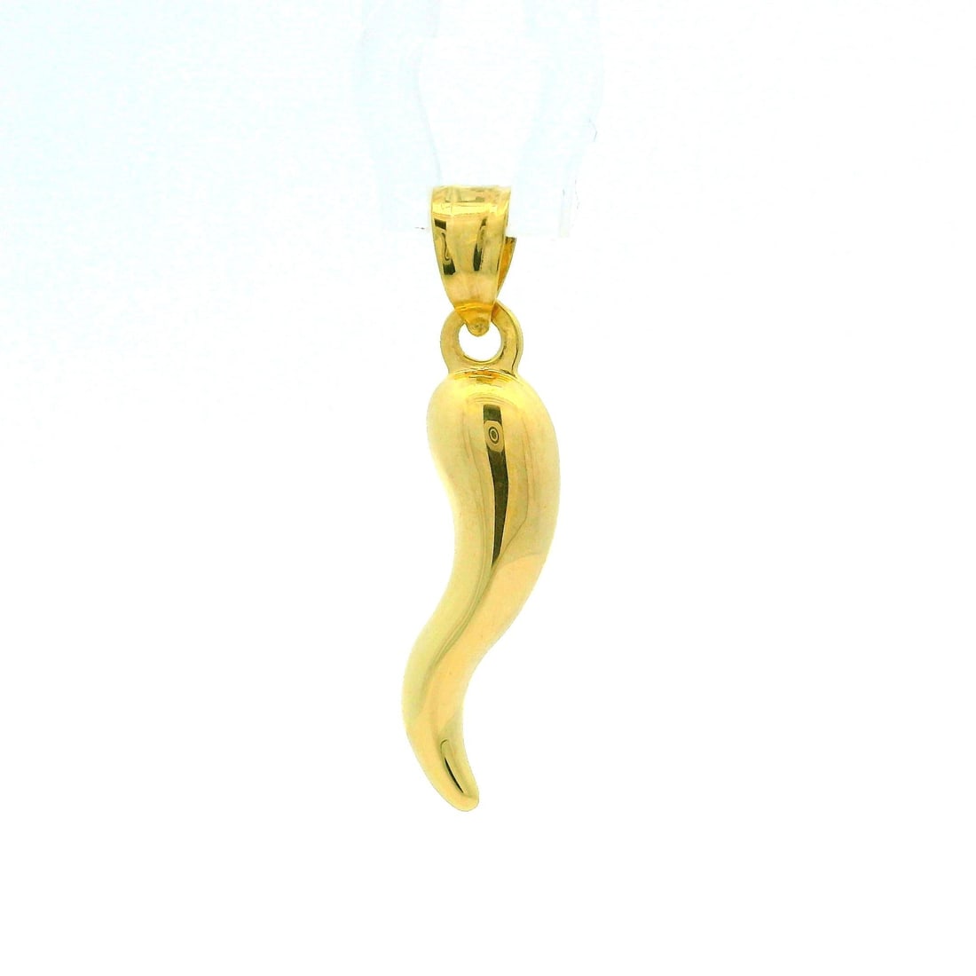 14k Yellow Gold Italian Polished Horn Lucky Charm Pendant: 14k Yellow Gold Italian Polished Horn Lucky Charm Pendant This exquisite pendant features a petite horn design crafted from solid 14k yellow gold, showcasing a polished finish that adds a touch of ele