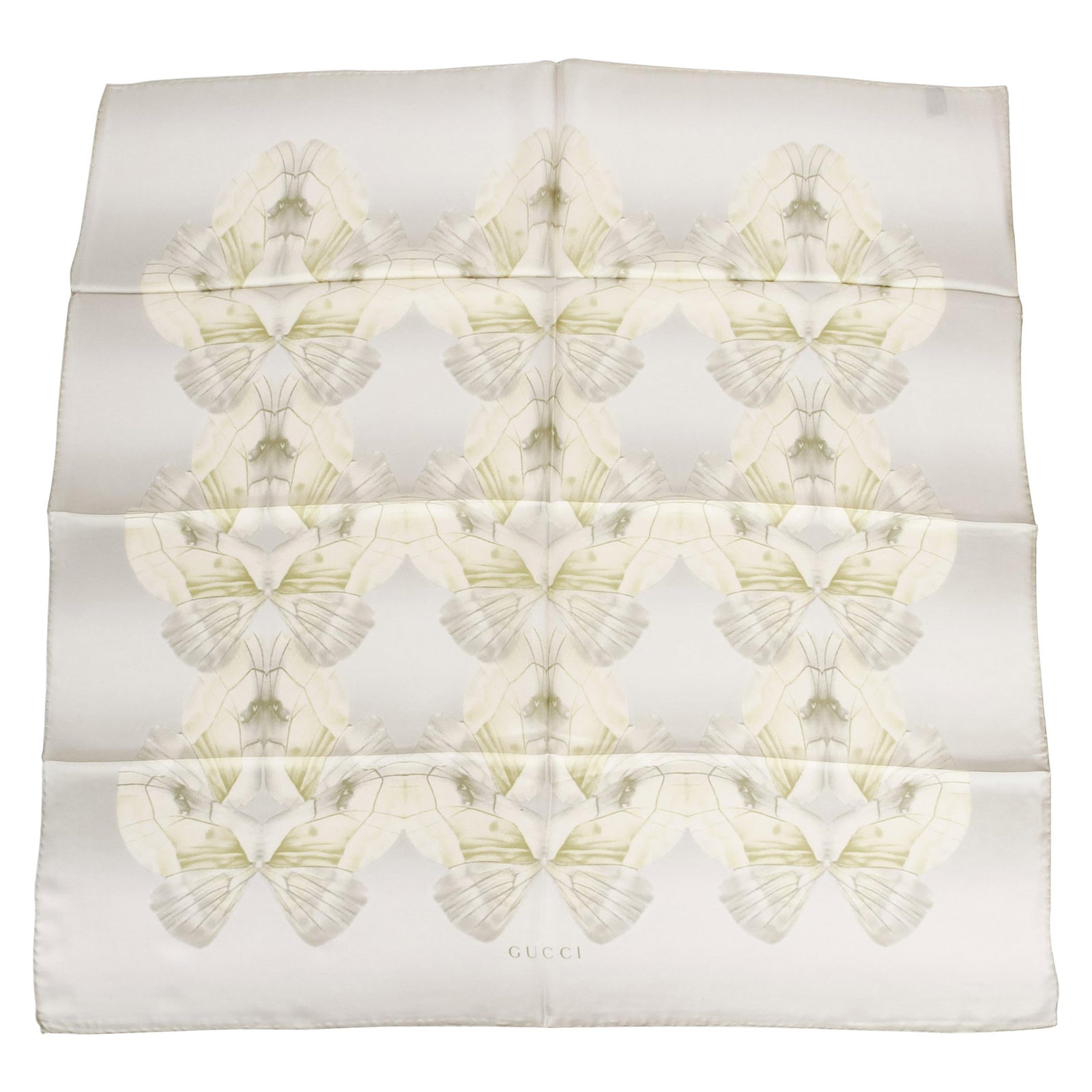 Gucci Green Butterflies 100% Silk Scarf Made in Italy: Gucci Green Butterflies 100% Silk Scarf Made in Italy Elevate your accessory collection with this luxurious Gucci Green Butterflies Silk Scarf. Crafted from 100% silk, this beautifully designed scarf 