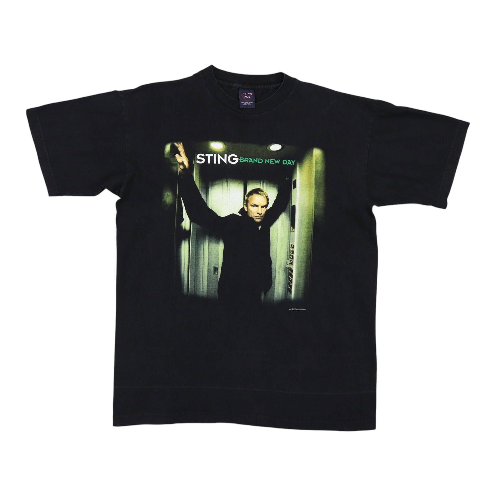 Vintage 2000 Sting Brand New Day Tour Black Cotton T-Shirt Size Large: Vintage 2000 Sting Brand New Day Tour Black Cotton T-Shirt Size Large This is an original vintage 2000 Sting Brand New Day Tour shirt featuring front and back graphics. Made from 100% cotton, the shir