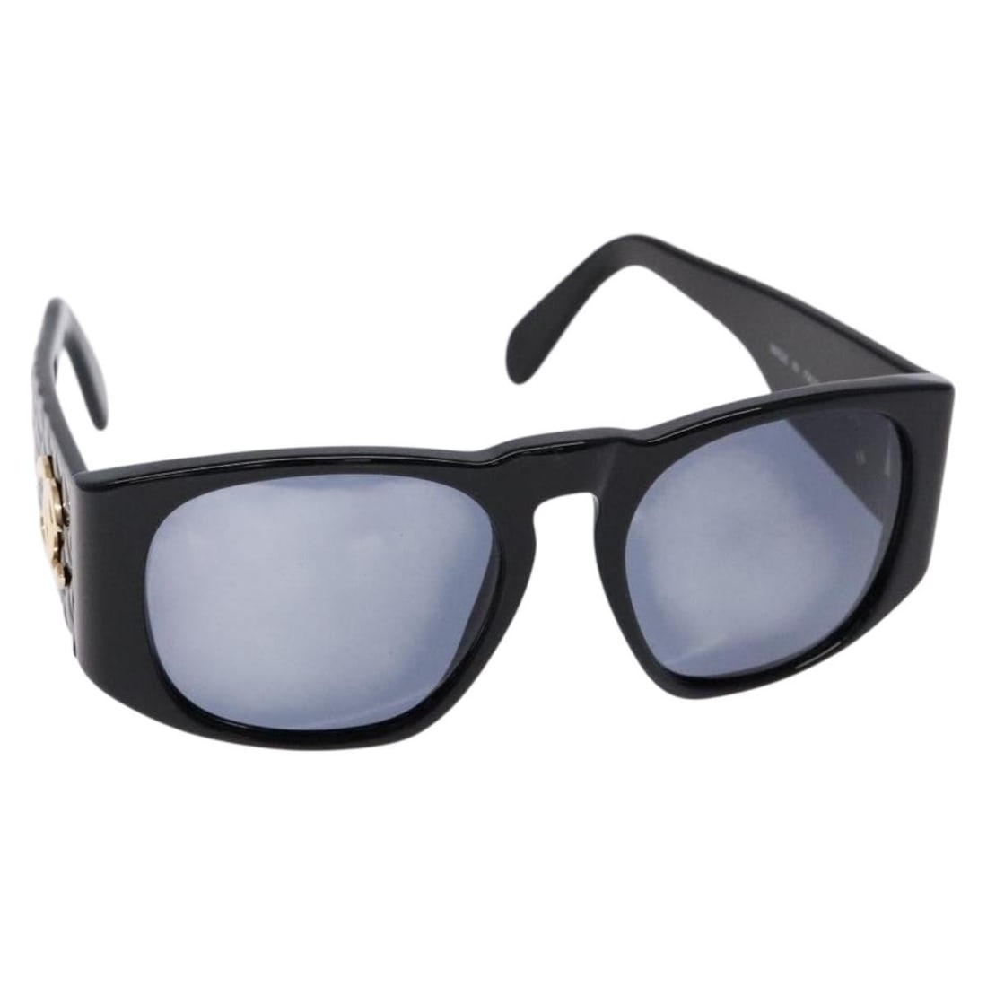 CHANEL Black Plastic Sunglasses Made in Italy: CHANEL Black Plastic Sunglasses Made in Italy CHANEL women's sunglasses made in Italy, crafted from black plastic. The item is in B condition with reasonable wear and tear, showing slight rubbing on t