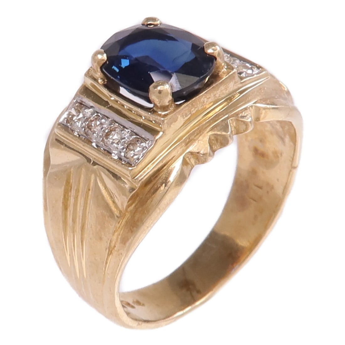 18K Yellow White Gold Sapphire Diamond Ring Size 5.25: 18K Yellow White Gold Sapphire Diamond Ring Size 5.25 This ring features a sapphire and diamond design in K18 yellow gold and K18WG white gold. It is a women's ring in size 5.25 with a blue and clear 