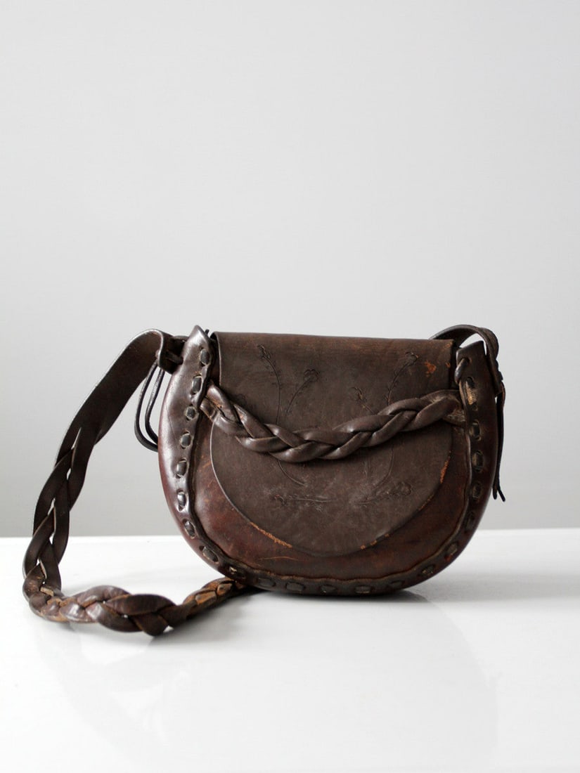 1970s Handcrafted Leather Shoulder Purse With Tooled Floral Design (1 of 10)