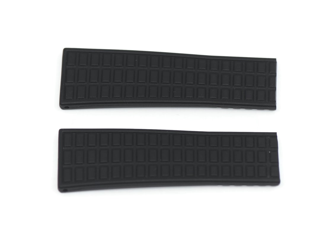 Patek Philippe wristwatch band black rubber 19x16mm: Patek Philippe wristwatch band black rubber 19x16mm Black rubber wristwatch band by Patek Philippe. It is a pre-owned strap made in Switzerland and designed in black rubber with a 19 x 16 mm width and