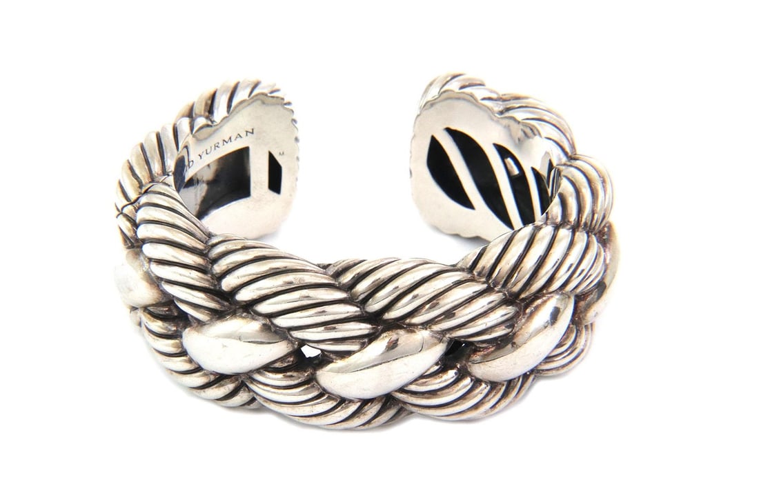 David Yurman Sterling Silver 25mm Wide Braided Cuff Bracelet 925: David Yurman Sterling Silver 25mm Wide Braided Cuff Bracelet 925 Elevate your jewelry collection with this chic, authentic David Yurman wide cuff bracelet, expertly crafted from sterling silver. This 