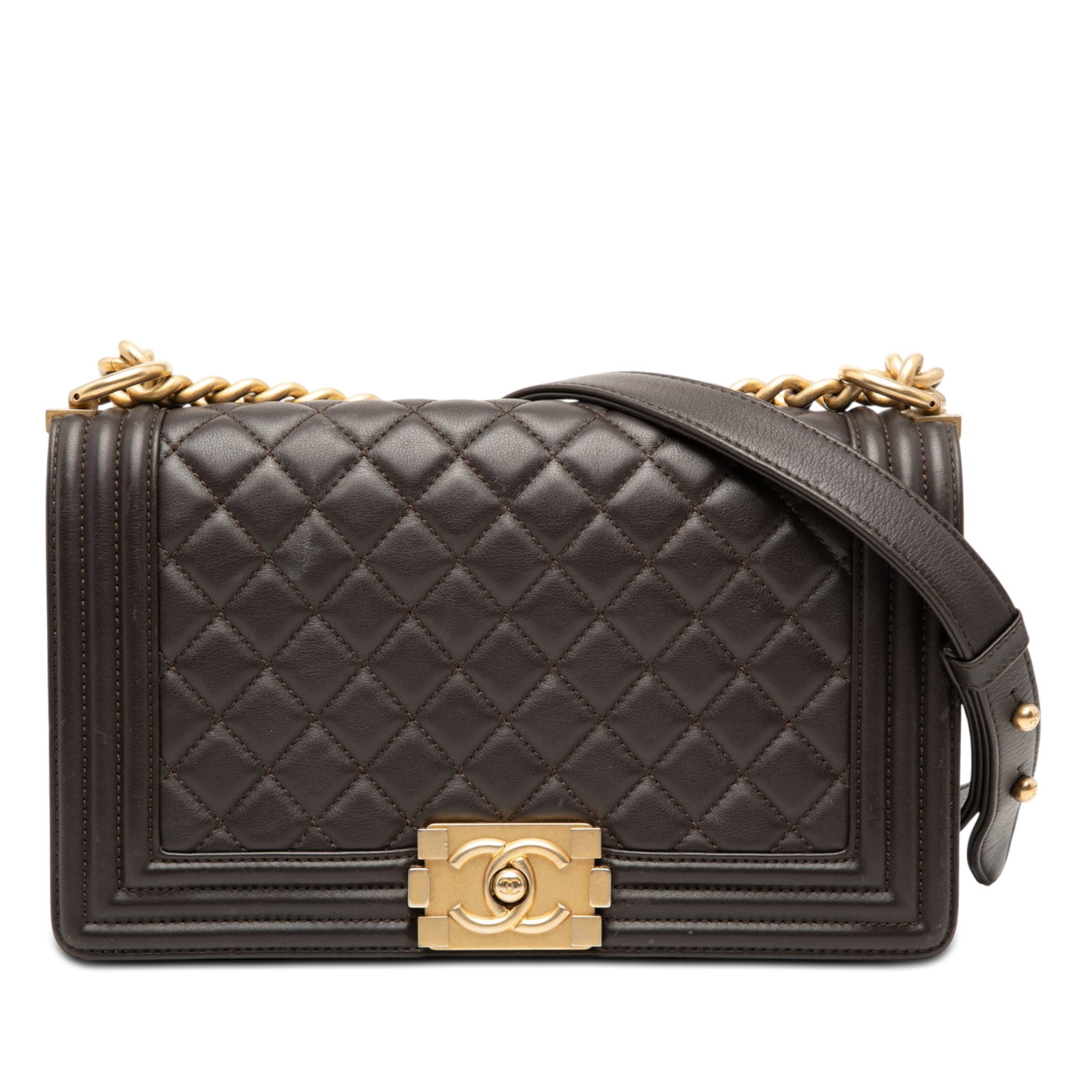 Chanel Boy Flap medium quilted lambskin bag: Chanel Boy Flap medium quilted lambskin bag This Chanel Old Medium Quilted Lambskin Boy Flap bag features a brown quilted lambskin leather exterior, a gold-tone woven chain strap, and a front flap wit