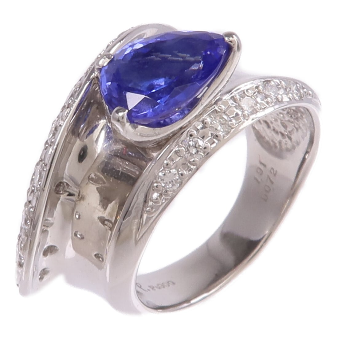 PT900 Platinum Ring JEWELRY Tanzanite Diamond US 6.75: PT900 Platinum Ring JEWELRY Tanzanite Diamond US 6.75 A women's ring featuring tanzanite and diamond set in Pt900 platinum. The piece is blue and clear in color, with a ring size of 6.75. It is descri