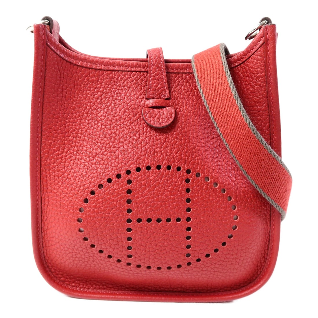 Hermes Evelyne TPM Clemence Calfskin Shoulder Bag Rouge Vif PHW: Hermes Evelyne TPM Clemence Calfskin Shoulder Bag Rouge Vif PHW Hermes Evelyne TPM shoulder bag in Rouge Vif, made from Taurillon Clemence and calfskin (cowhide). This women's regular-size shoulder ba