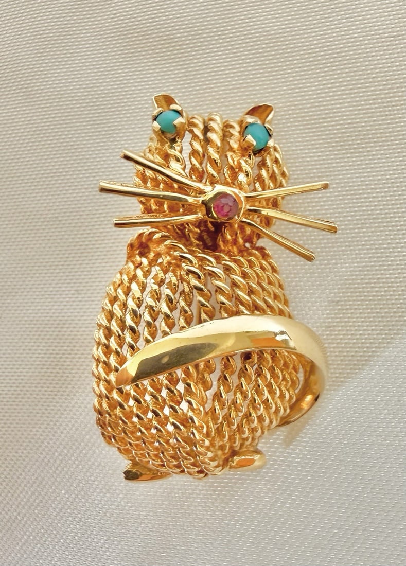 French Cat Brooch in 14k Yellow Gold with Turquoise and Ruby Details (1 of 4)
