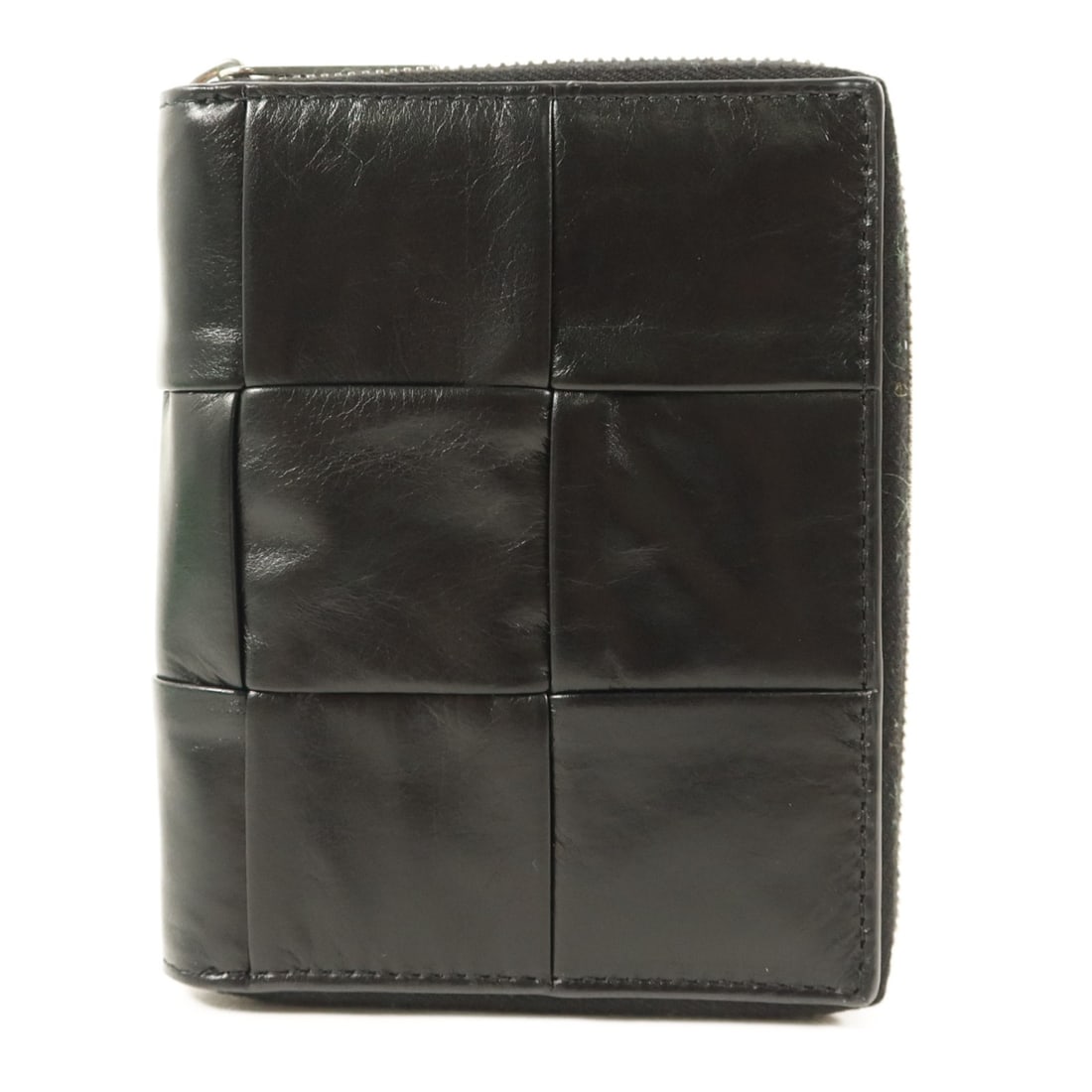 Bottega Veneta BV black calfskin zip around wallet with box: Bottega Veneta BV black calfskin zip around wallet with box Bottega Veneta zip around wallet in black calfskin leather with a black-on-black color presentation. It features a fastener closure, one wal