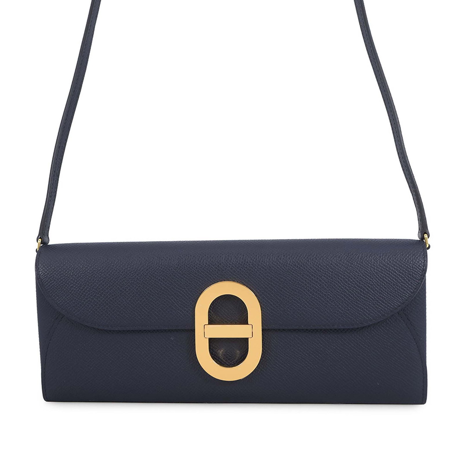 Hermes Chaine d Ancre To Go Epsom Leather Wallet Blue Indigo: Hermes Chaine d Ancre To Go Epsom Leather Wallet Blue Indigo The Hermes Epsom Chaine d Ancre To Go Wallet is a leather bag made in France. It features a Blue Indigo Epsom leather body, a flat leather 