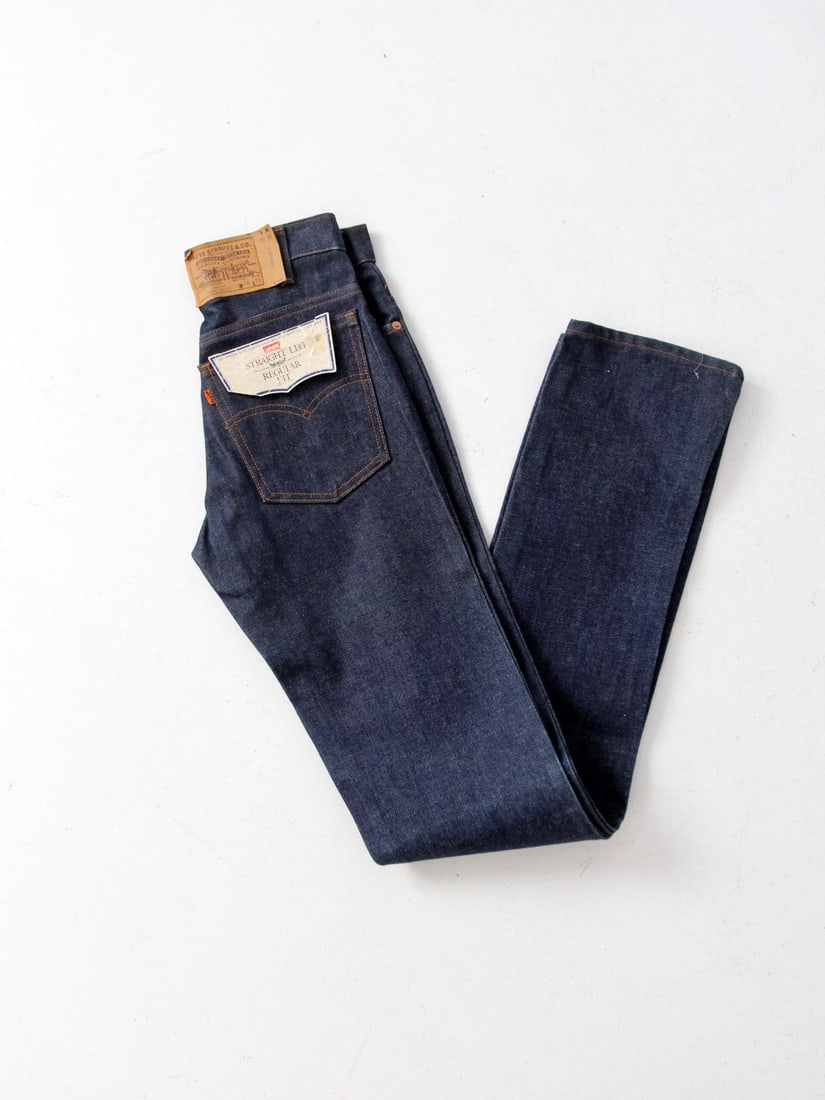 1970s Vintage Levis 509 Jeans Dark Wash with Tags 28 x 36: 1970s Vintage Levis 509 Jeans Dark Wash with Tags 28 x 36 Discover a classic piece of denim history with these Vintage Levis 509 Jeans from the 1970s. This pair features a timeless dark wash and sits 