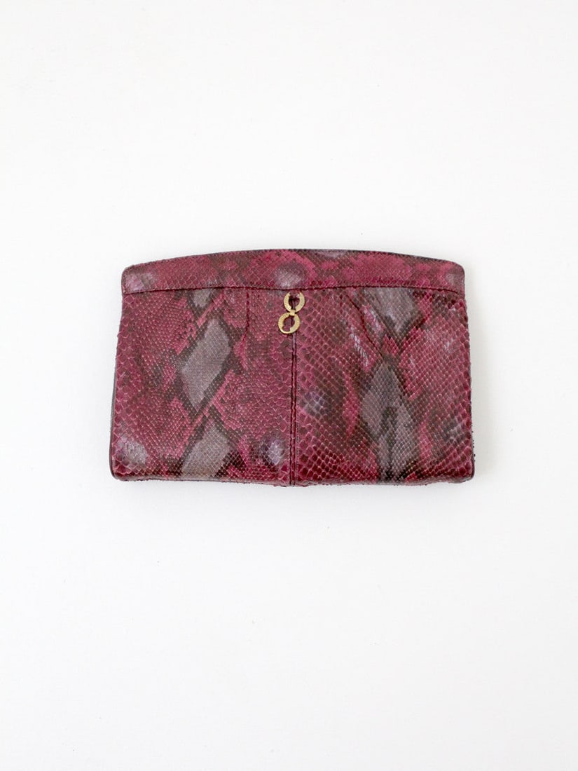 1980s Vintage Purple Snakeskin Clutch with Gold Medallion (1 of 5)