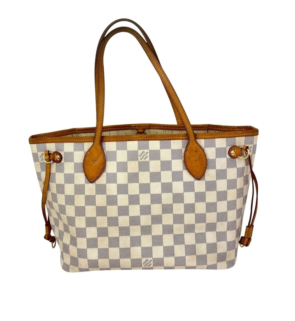 Louis Vuitton Neverfull PM Damier Azur Small Canvas Tote: Louis Vuitton Neverfull PM Damier Azur Small Canvas Tote A pre-owned small tote bag from the Louis Vuitton Neverfull line in Damier Azur pattern. It features a trapezoid shape, double leather handles 