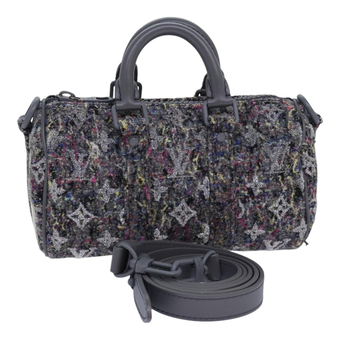 Louis Vuitton M80821 Keepall XS Gray Monogram Canvas Handbag: Louis Vuitton M80821 Keepall XS Gray Monogram Canvas Handbag Louis Vuitton Keepall XS hand bag in gray Monogram Canvas, made in France. This women's bag includes a dust bag and shoulder strap, and is 
