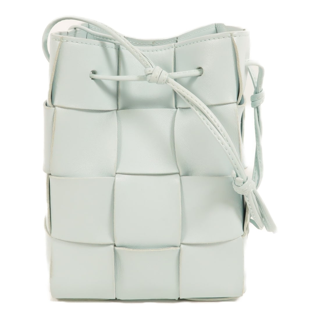 Blue Lambskin Shoulder Bag Bottega Veneta Small Cassette Bucket: Blue Lambskin Shoulder Bag Bottega Veneta Small Cassette Bucket A BOTTEGA VENETA BV Small Cassette cross-body bucket shoulder bag in blue lambskin (sheep leather). Made in Italy, it features a regular