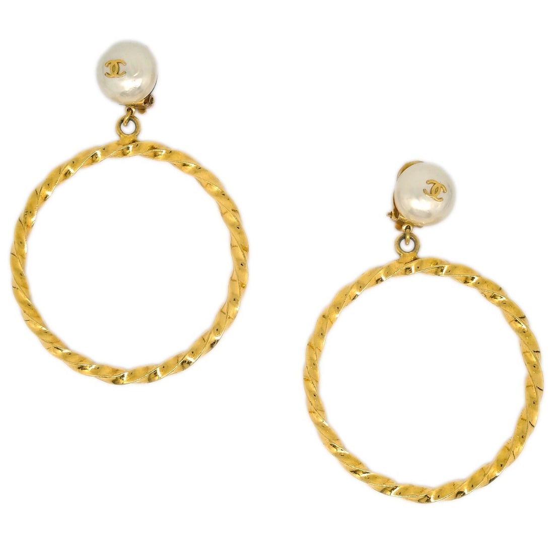 CHANEL 96A Gold Plated Hoop Clip Earrings with Faux Pearls: CHANEL 96A Gold Plated Hoop Clip Earrings with Faux Pearls Vintage Chanel hoop clip-on earrings in gold-plated metal with artificial pearl accents. Marked 96A and made in France, this pair features a 