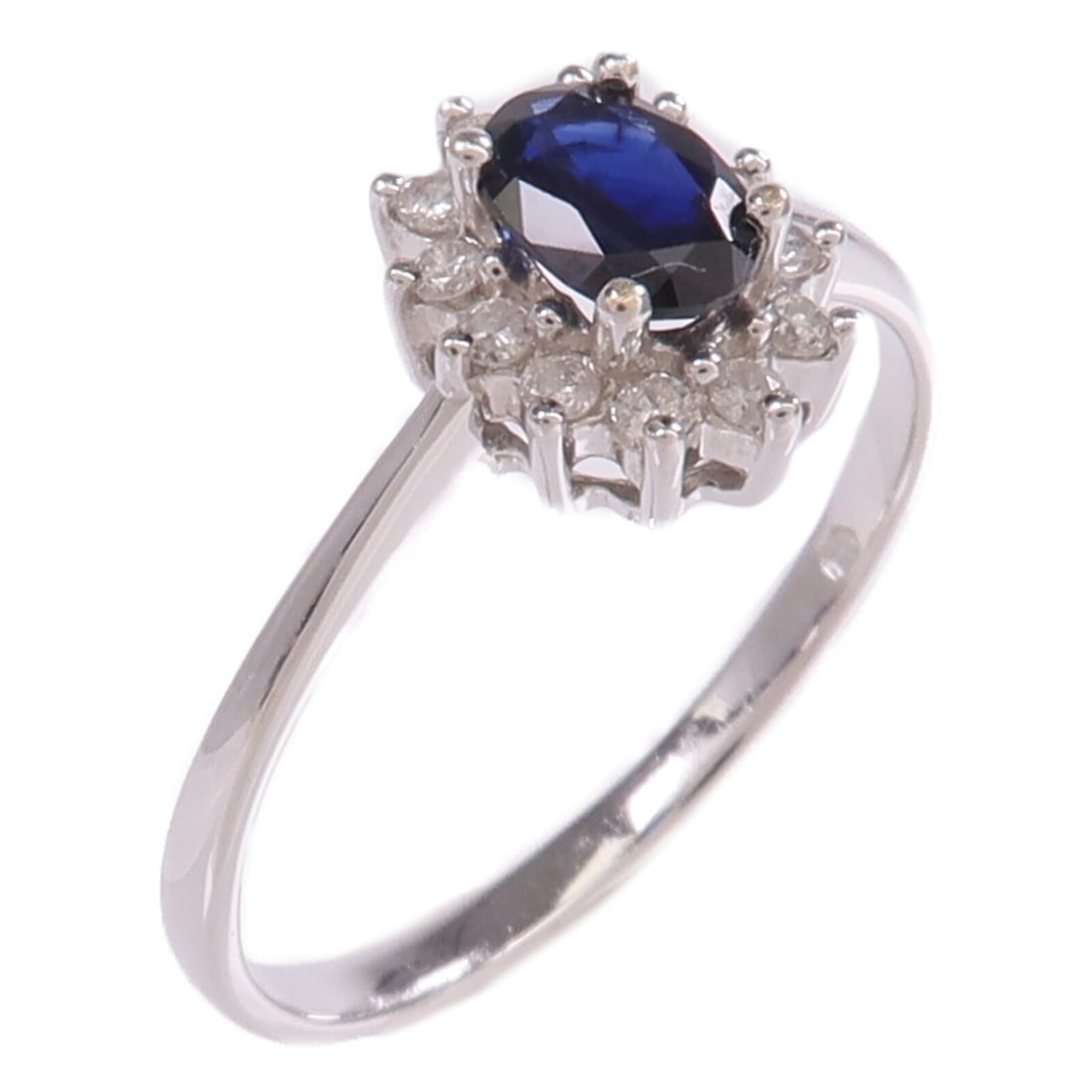 18K White Gold Sapphire Diamond Ring Size 8.25: 18K White Gold Sapphire Diamond Ring Size 8.25 A women's ring featuring sapphire and diamond in 18K white gold (K18WG). The ring is size 8.25 and has a blue and clear color combination. Condition is B