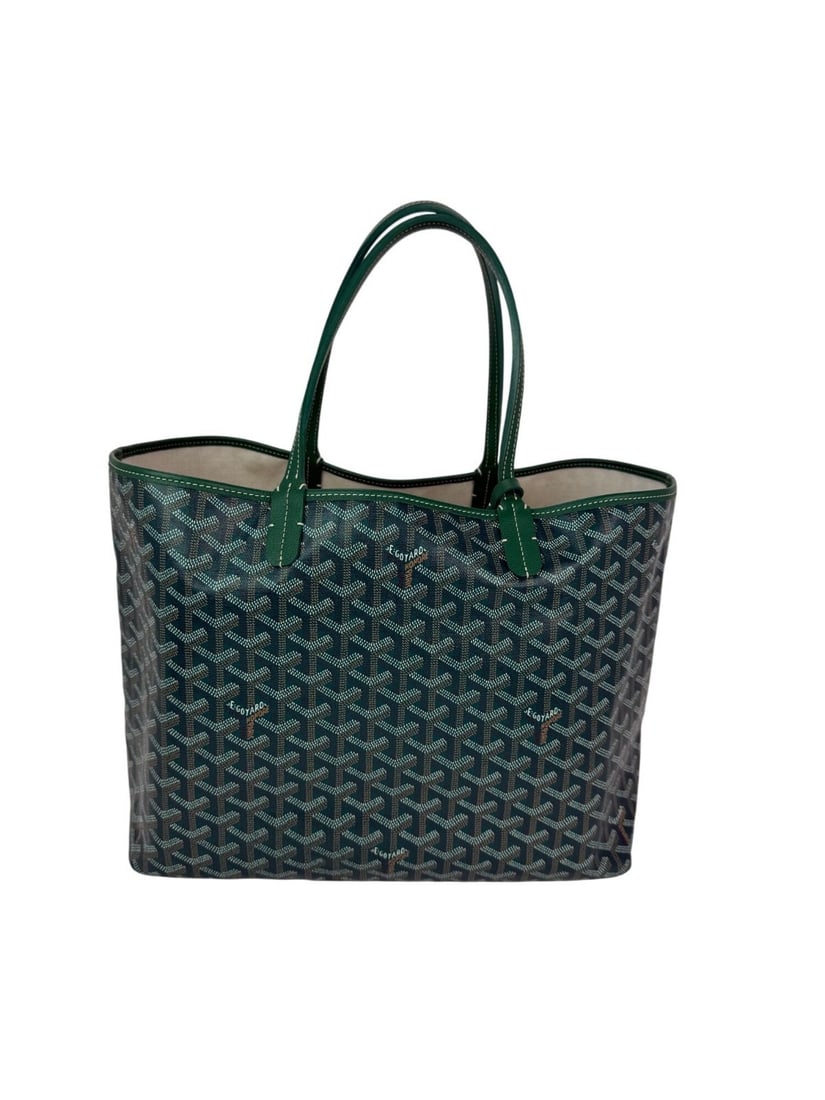 Goyard Saint Louis PM Green Goyardine Canvas Tote with Pouch: Goyard Saint Louis PM Green Goyardine Canvas Tote with Pouch Pre-owned Goyard Saint Louis PM tote in green Goyardine with a lightweight, reversible design. This medium rectangular tote features double