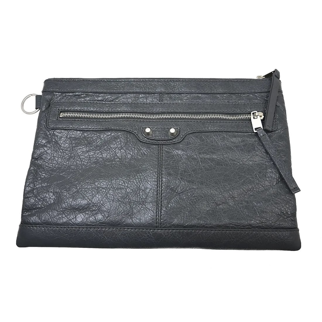 Balenciaga Clip P Gray Leather Handbag 32cm x 22cm: Balenciaga Clip P Gray Leather Handbag 32cm x 22cm Balenciaga Clip P leather item in gray, designed for women. It is made in Italy and measures 32 cm x 22 cm. The item is in good condition, with the i