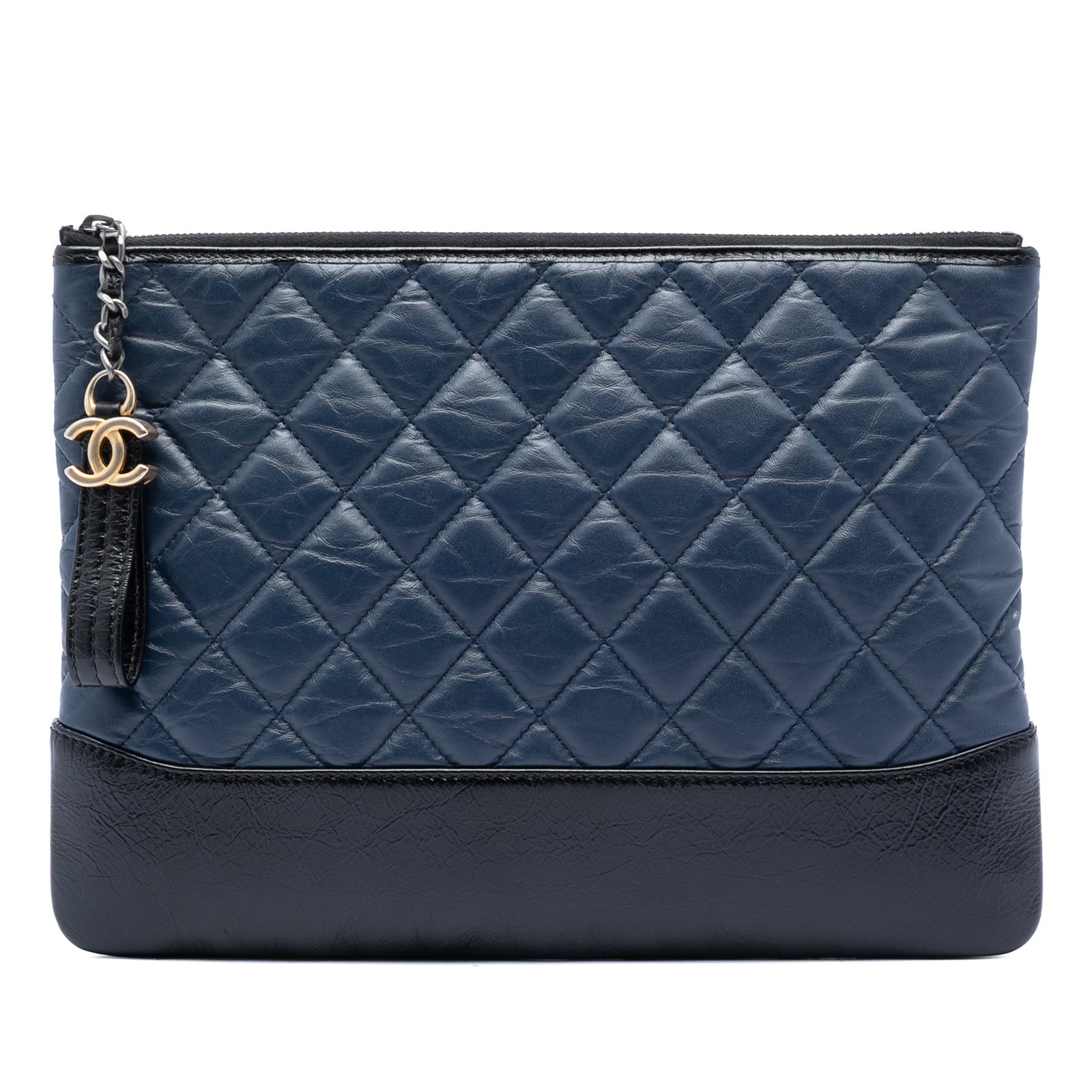 Chanel Gabrielle O Case Medium Blue Aged Calfskin Clutch: Chanel Gabrielle O Case Medium Blue Aged Calfskin Clutch Chanel Medium Aged Calfskin Gabrielle O Case Clutch in blue, made in Italy. This clutch bag features a quilted calf leather body, a top zip clo
