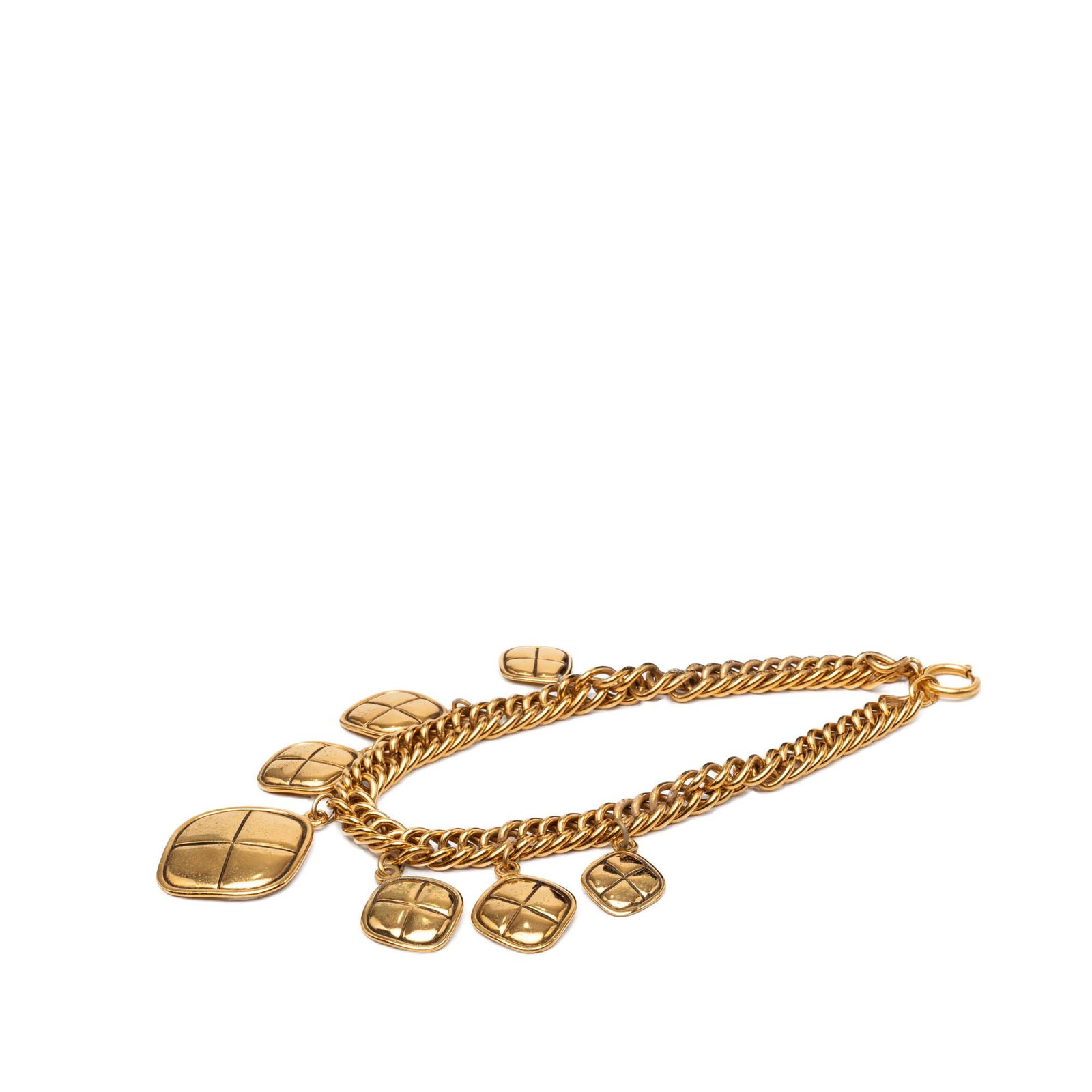Chanel gold-tone quilted diamond charm necklace: Chanel gold-tone quilted diamond charm necklace This Chanel necklace features gold-tone metal charms with a quilted diamond motif on a matching gold-tone chain, secured by a spring ring closure. The p