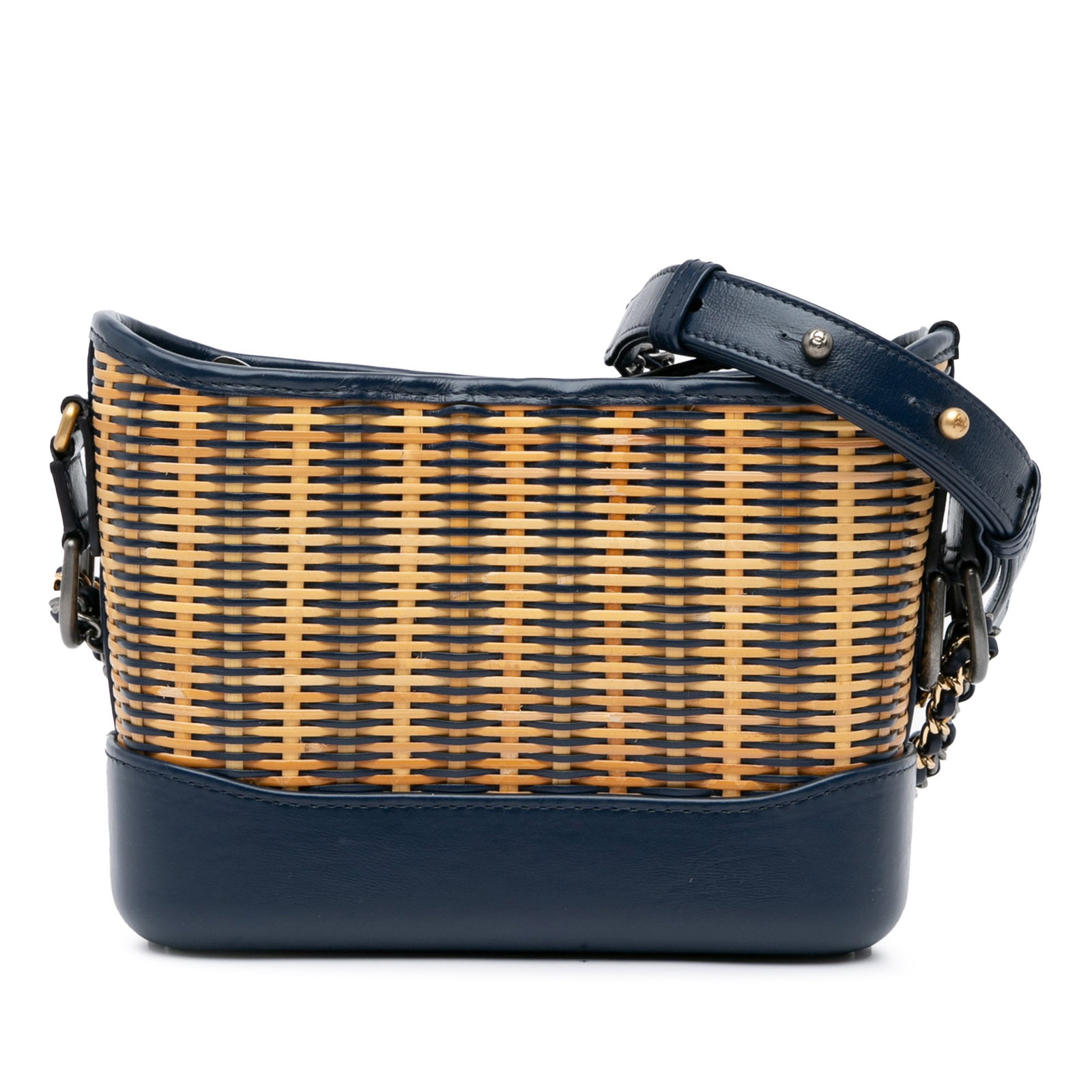 Chanel Small Rattan Gabrielle Crossbody Bag Brown Leather Trim: Chanel Small Rattan Gabrielle Crossbody Bag Brown Leather Trim Experience the elegance of the Chanel Small Rattan Gabrielle Crossbody. This stylish bag features a chic rattan body complemented by leat