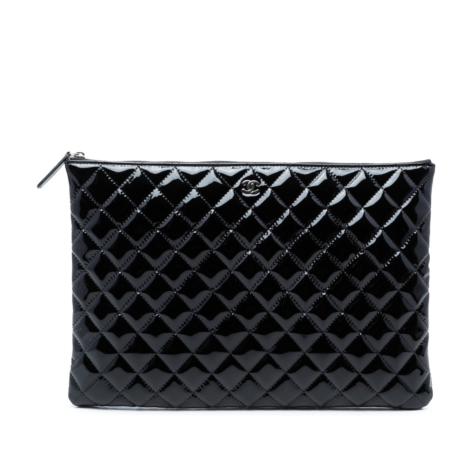 Chanel quilted patent leather O Case clutch bag: Chanel quilted patent leather O Case clutch bag This Chanel Large Quilted Patent O Case Clutch features a quilted black patent leather exterior with a top zip closure. The bag is crafted in Italy and 