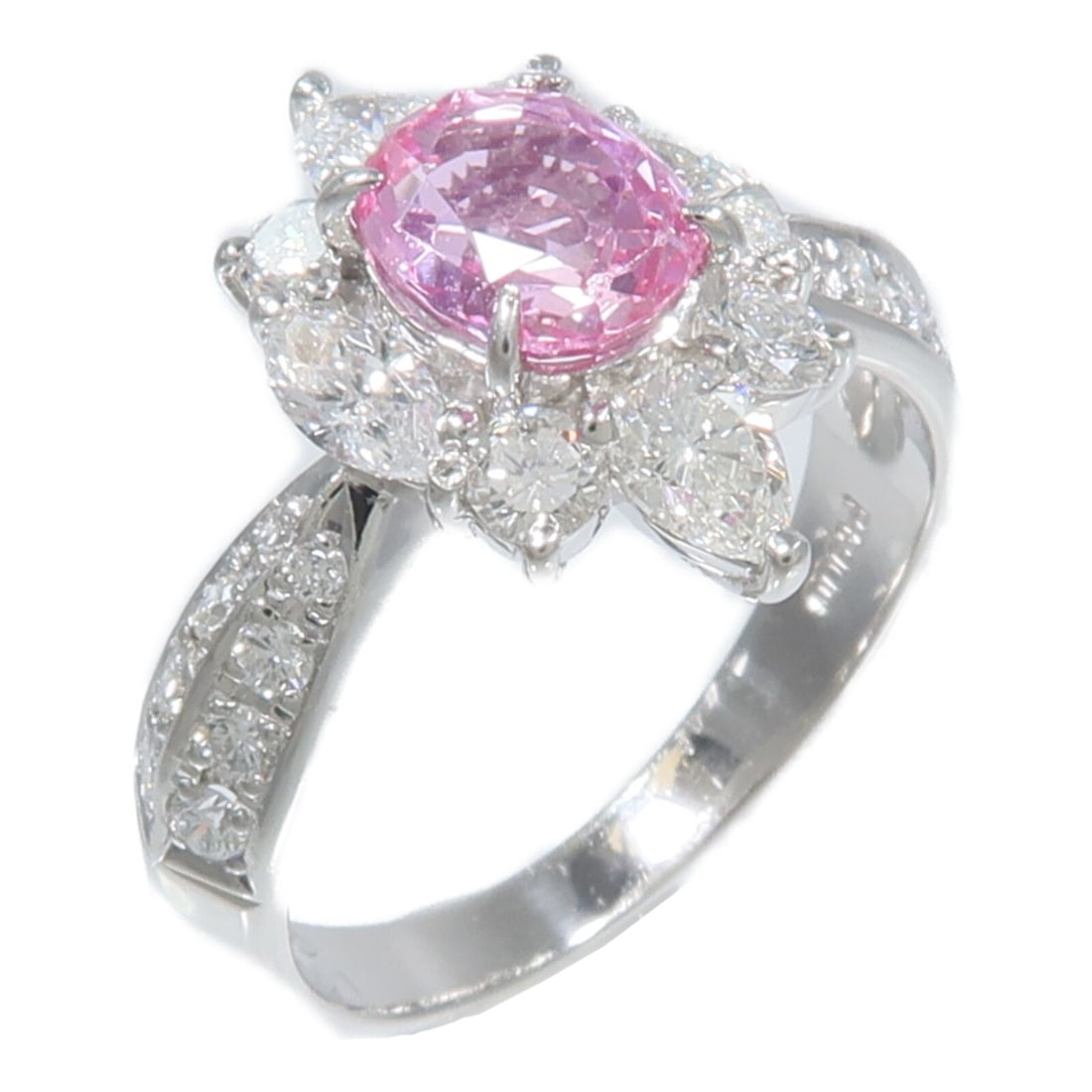 Pt900 Platinum Ring Pink Sapphire Diamond US Size 6: Pt900 Platinum Ring Pink Sapphire Diamond US Size 6 A women's ring in Pt900 platinum featuring a pink sapphire and diamond design. The ring is US size 6 and has a 3 mm ring width with a motif measurin