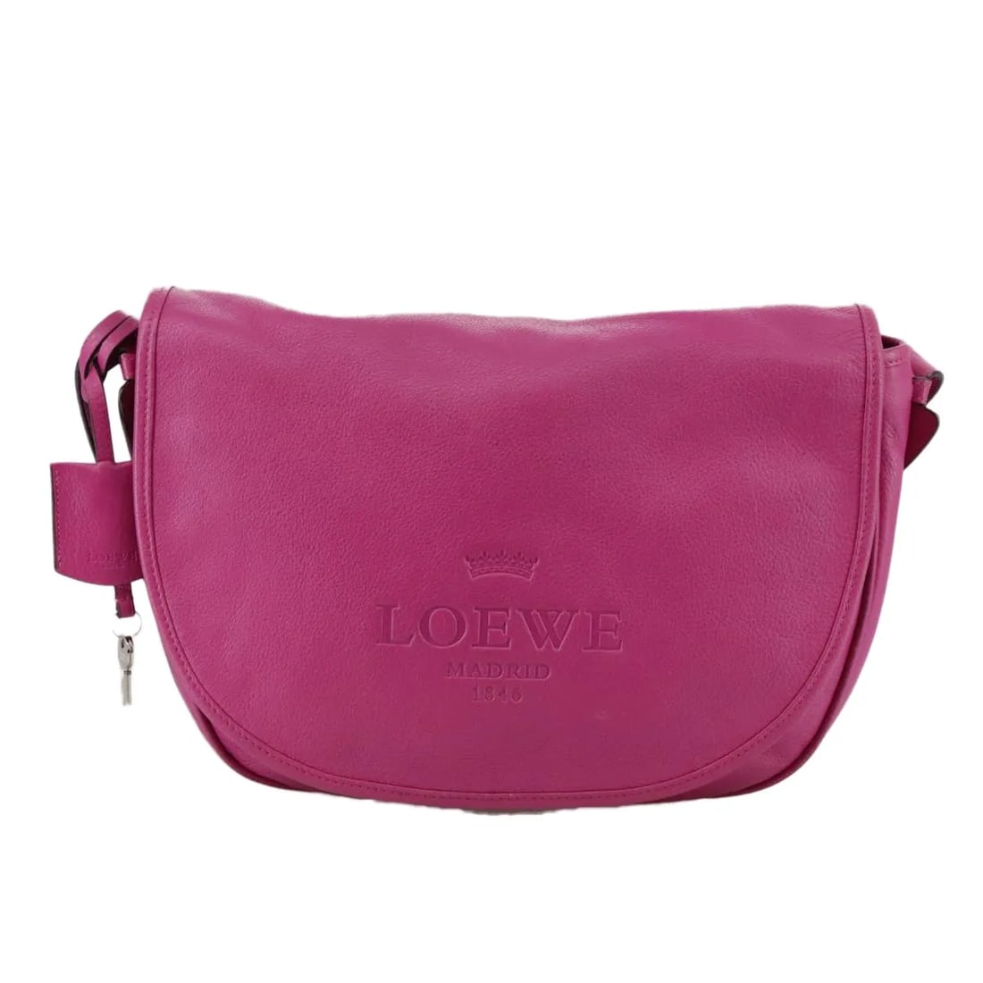 Pink Heritage Messenger Bag by Loewe in Leather 31cm x 20cm x 7cm: Pink Heritage Messenger Bag by Loewe in Leather 31cm x 20cm x 7cm The Loewe Heritage Messenger is a pink leather bag designed for women. It features a spacious interior and a practical messenger style