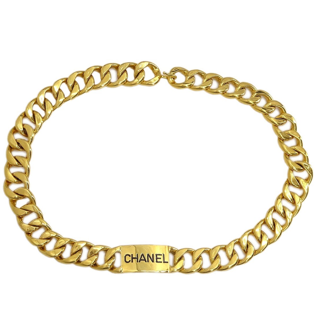 Chanel Womens Gold Plated Chain Belt One Size: Chanel Womens Gold Plated Chain Belt One Size Chanel women's chain belt in gold-plated material, presented in a gold color and one size. The item is described as being in very good condition, with an 