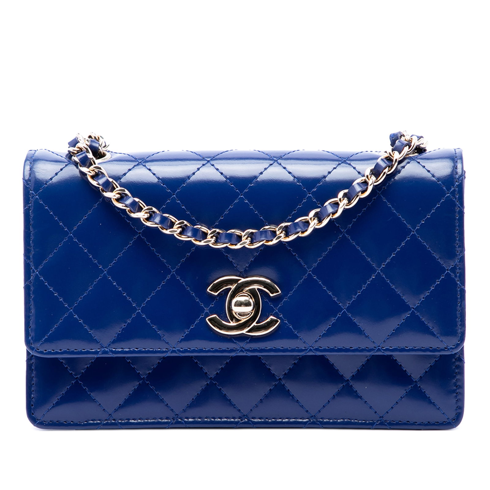 Chanel CC Single Flap Crossbody in Blue Quilted Patent Leather: Chanel CC Single Flap Crossbody in Blue Quilted Patent Leather This Chanel CC Quilted Patent Single Flap is a blue crossbody bag made in France. It features a quilted patent leather body, a leather-wo
