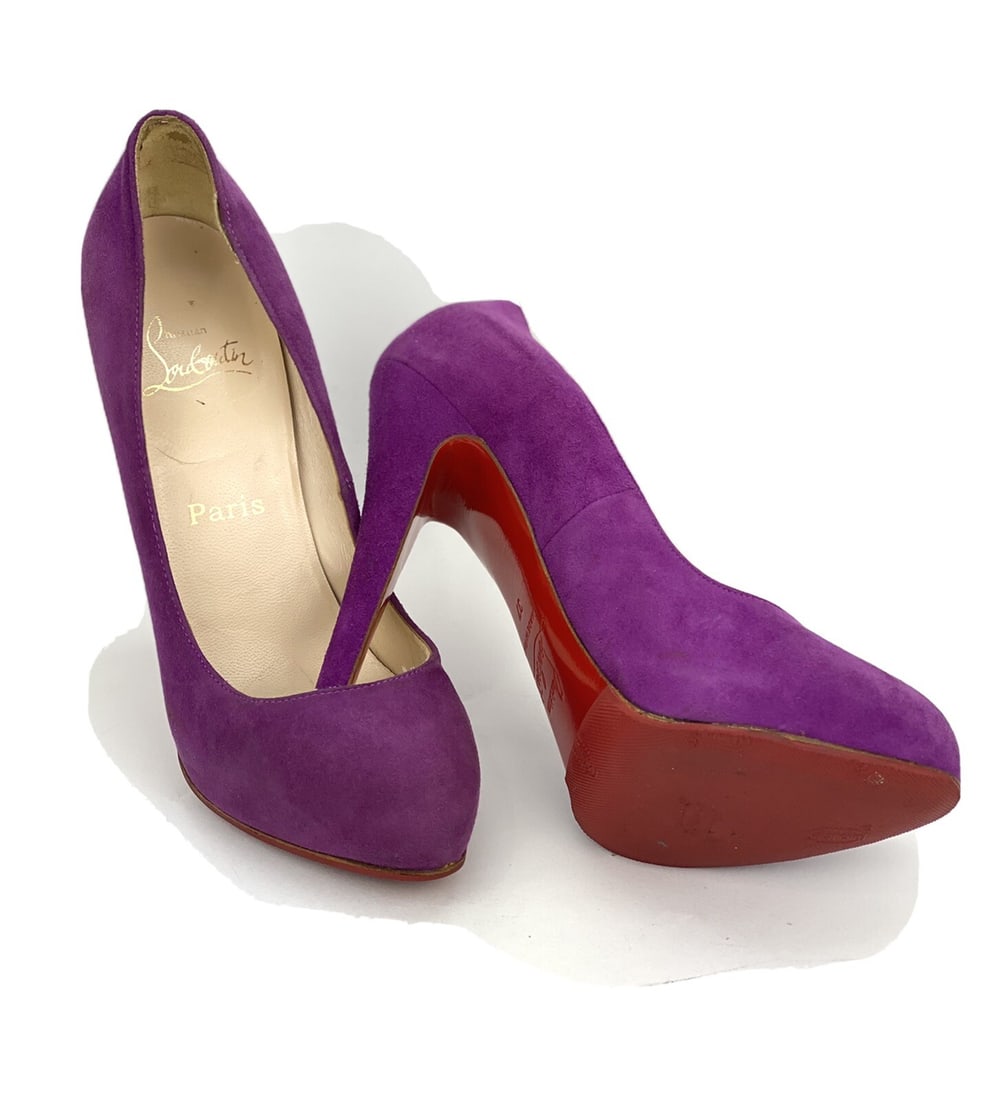 Christian Louboutin Purple Suede Pumps Stiletto Heels US 7: Christian Louboutin Purple Suede Pumps Stiletto Heels US 7 Elevate your style with these stunning Christian Louboutin pumps, expertly crafted from luxurious purple suede. These classic heels feature a