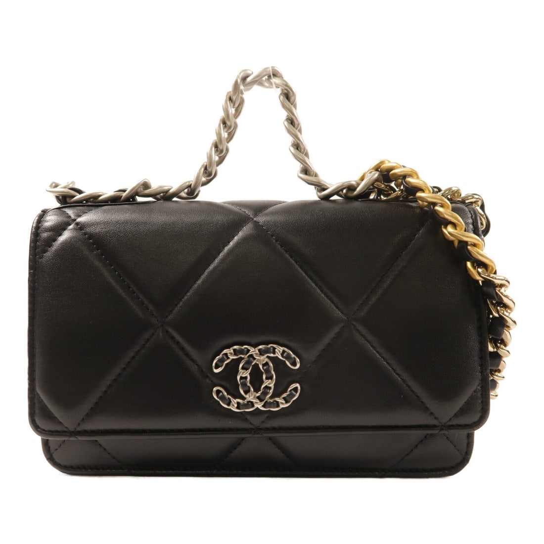 CHANEL AP0957 Matelasse19 Wallet on Chain Black Lambskin Shoulder Bag: CHANEL AP0957 Matelasse19 Wallet on Chain Black Lambskin Shoulder Bag CHANEL CC Matelasse19 Wallet On Chain shoulder bag in black lambskin (sheep leather), model AP0957. This 2-way shoulder bag is mad
