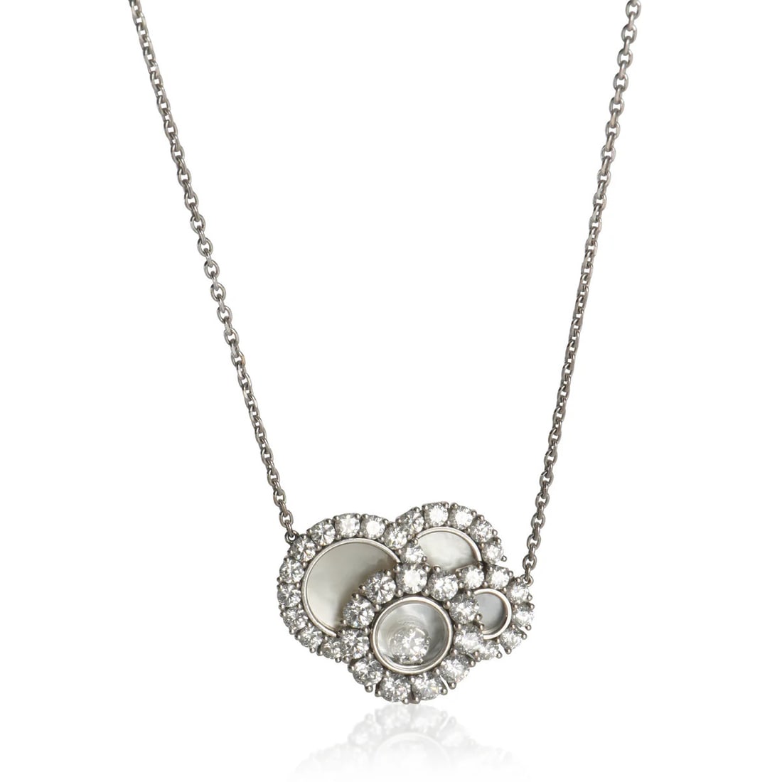 Chopard Happy Dreams 18k White Gold Diamond Necklace 16 in: Chopard Happy Dreams 18k White Gold Diamond Necklace 16 in This pre-owned Chopard Happy Dreams necklace features 18k white gold and is adorned with round brilliant diamonds totaling 2.10 carats. The n