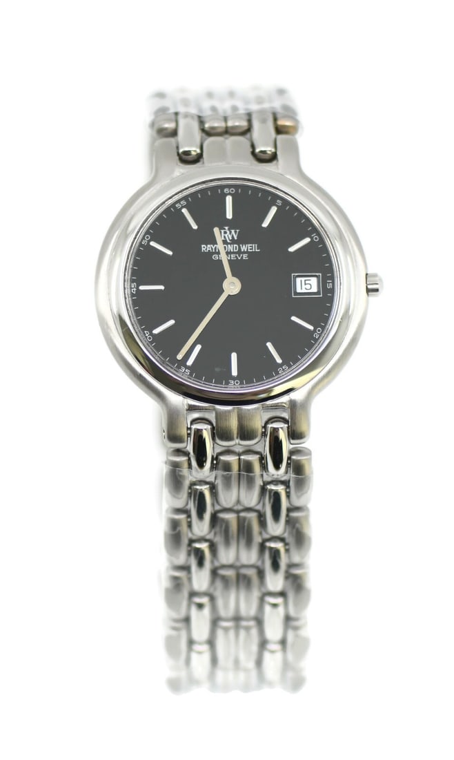 Raymond Weil 9148 Stainless Steel Quartz Watch Black Dial: Raymond Weil 9148 Stainless Steel Quartz Watch Black Dial This Raymond Weil wristwatch combines elegance and precision with its sleek design and reliable quartz movement. The watch features a striking