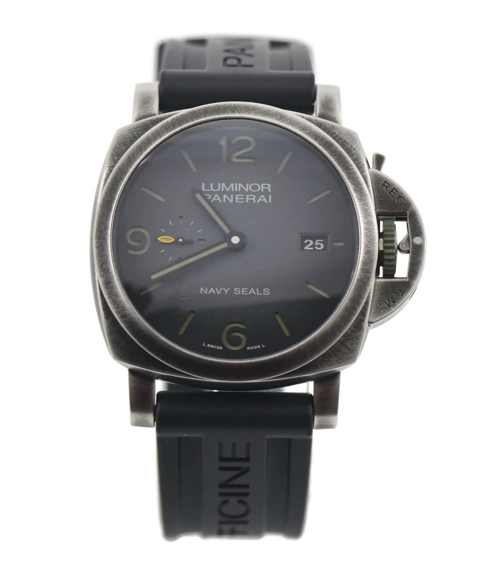 Panerai PAM01412 Luminor Marina Navy Seals 44 mm wristwatch: Panerai PAM01412 Luminor Marina Navy Seals 44 mm wristwatch Pre-owned Panerai Luminor Marina Navy Seals wristwatch featuring an automatic mechanical movement and analog gray dial. This men's watch is 