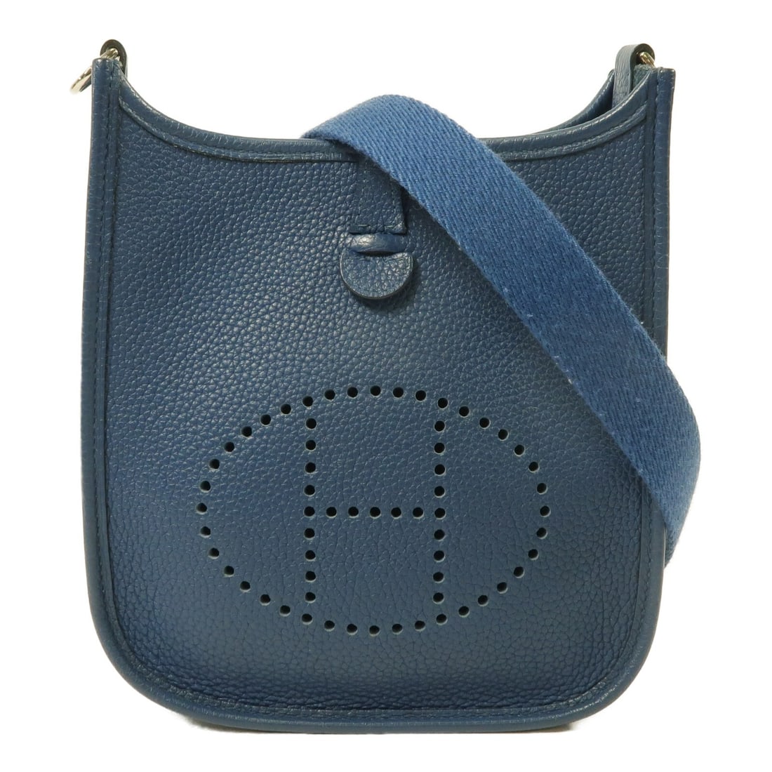 Hermes Evelyne TPM Clemence Leather Shoulder Bag Bleu De Prusse PHW: Hermes Evelyne TPM Clemence Leather Shoulder Bag Bleu De Prusse PHW Hermes Evelyne TPM shoulder bag in Taurillon Clemence and calfskin (cowhide) in Bleu De Prusse. It features PHW and comes with a sho