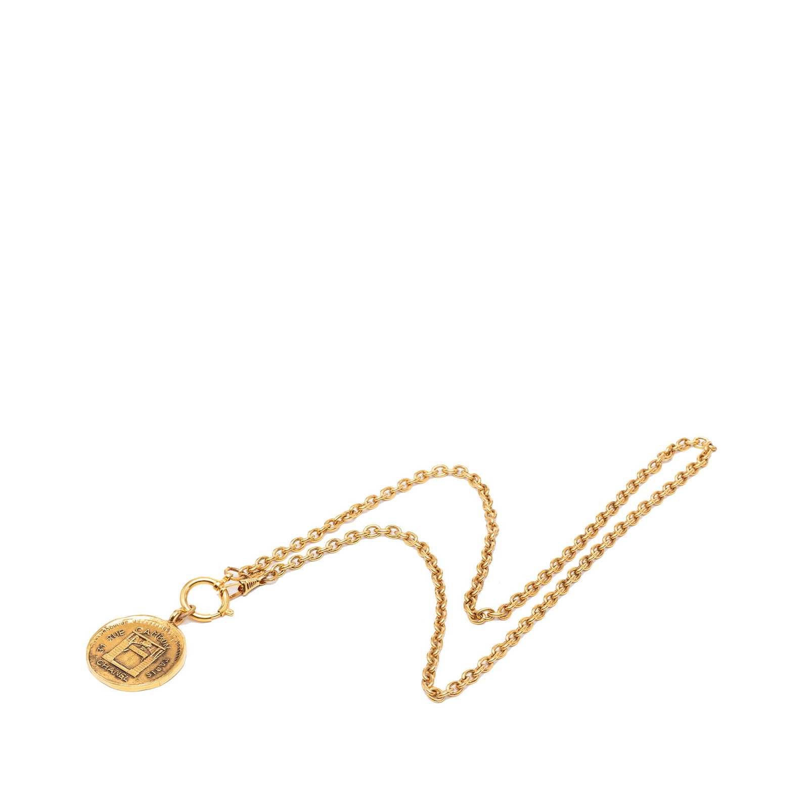 Chanel 31 Rue Cambon Medallion Pendant Necklace Gold Tone Metal: Chanel 31 Rue Cambon Medallion Pendant Necklace Gold Tone Metal Gold-tone metal Chanel costume necklace with a 31 Rue Cambon medallion pendant and spring ring closure. Made in France, this piece has a