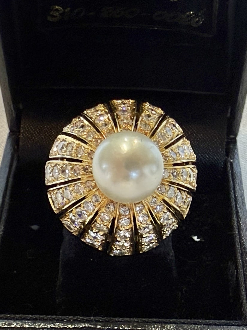 French Platinum Diamond Pearl Ring 2.15ct GVS 18K Gold Plated Size 4.75: French Platinum Diamond Pearl Ring 2.15ct GVS 18K Gold Plated Size 4.75 This exquisite French ring features a stunning combination of platinum and diamond, complemented by a lustrous pearl. Crafted fr