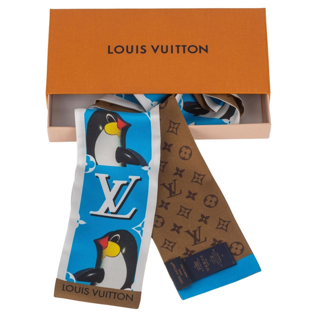 Louis Vuitton Animogram Pingoo Silk Bandeau Scarf with Box: Louis Vuitton Animogram Pingoo Silk Bandeau Scarf with Box Louis Vuitton Animogram Pingoo bandeau inspired by Chinese artist Sun Yitian. The colorful design features an anime-style penguin with the ho