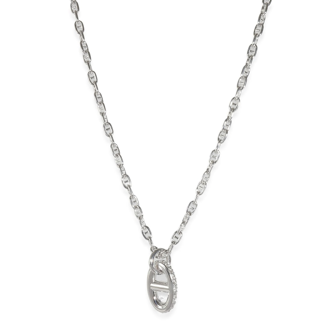 Hermes Farandole 18K White Gold Pendant 0.45 CTW 16 in: Hermes Farandole 18K White Gold Pendant 0.45 CTW 16 in This Hermes Farandole pendant is crafted from 18K white gold and features a total carat weight of 0.45. The piece is designed with a toggle clasp